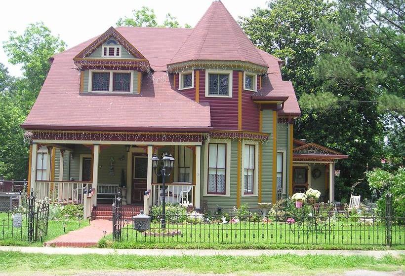Benefield House Bed & Breakfast  | Jefferson | Texas | United States 1