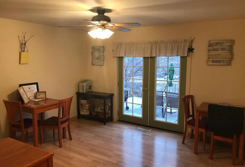 Bed and Breakfast Moab Beds And Bagels  | Moab | Utah | United States 7