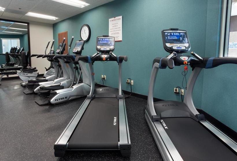 Hotel Drury Inn & Suites Burlington  | Burlington | North Carolina | United States 12