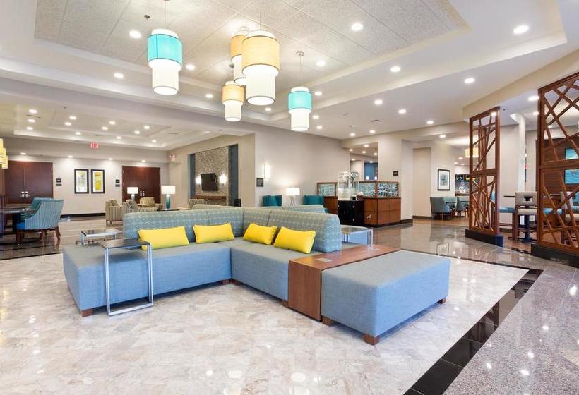 Hotel Drury Inn & Suites Burlington  | Burlington | North Carolina | United States 3