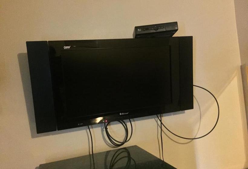 Apex 1 Motel  | Lansing | Michigan | United States 3