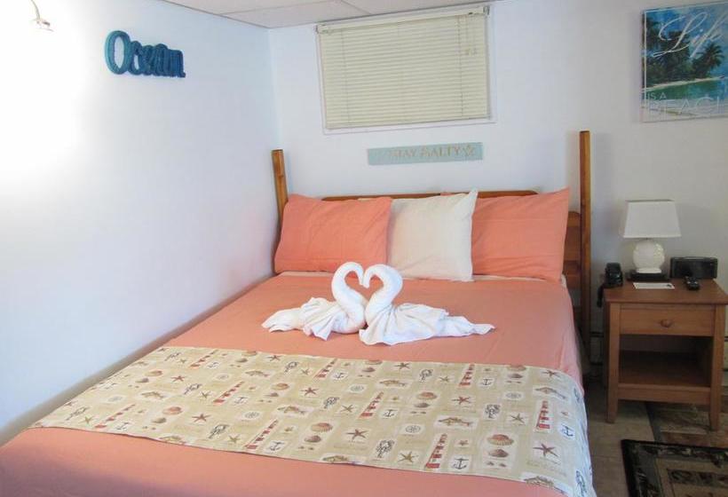 Green Dolphin Motel  | Old Orchard Beach | Maine | United States 3