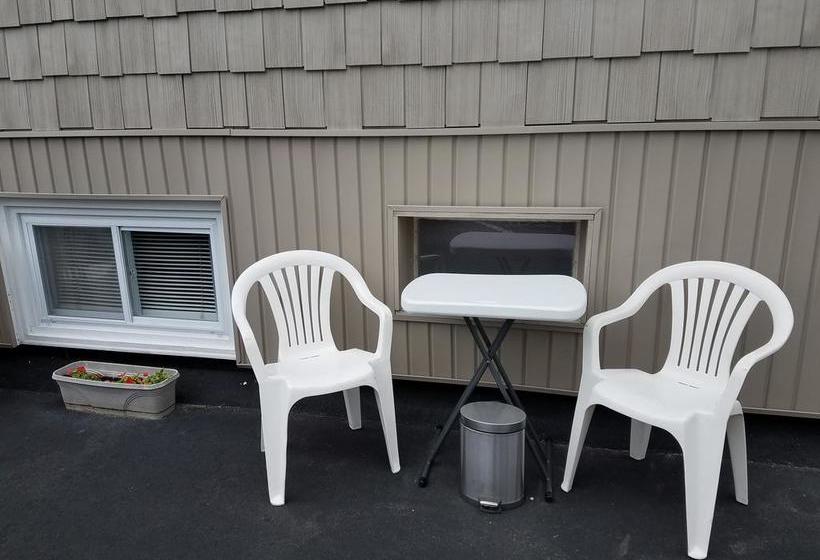 Green Dolphin Motel  | Old Orchard Beach | Maine | United States 6