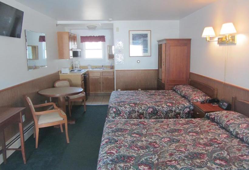 Green Dolphin Motel  | Old Orchard Beach | Maine | United States 9