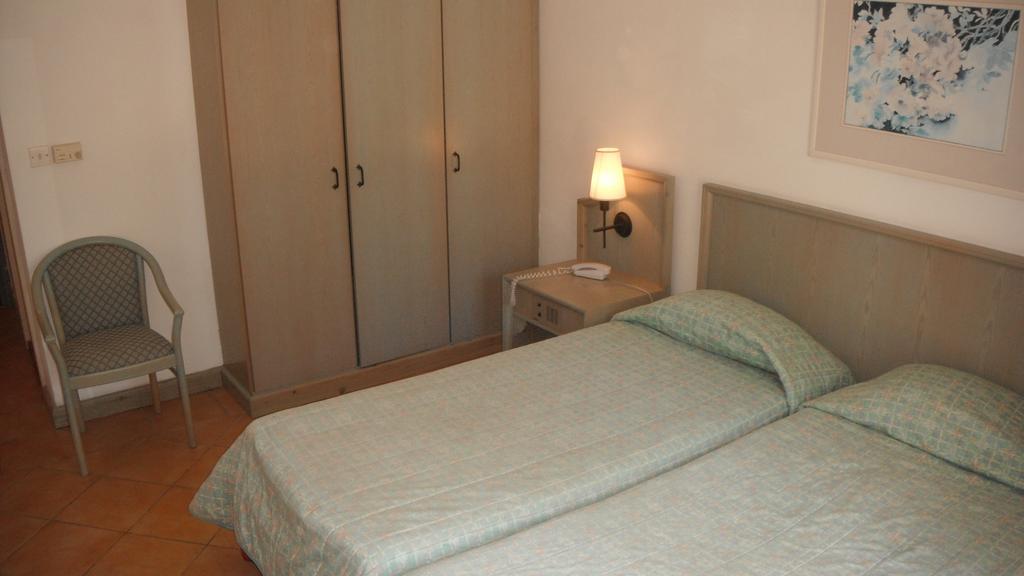 Comino Hotel & Bungalows  | Comino | Malta | Europe 8