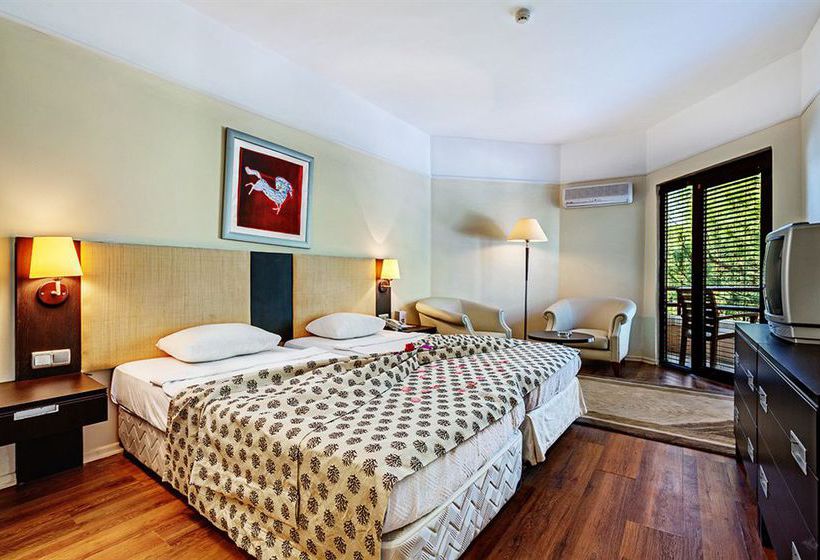 Jeans Club Hotel Saphire  | Kemer | Antalya | Turkey 2