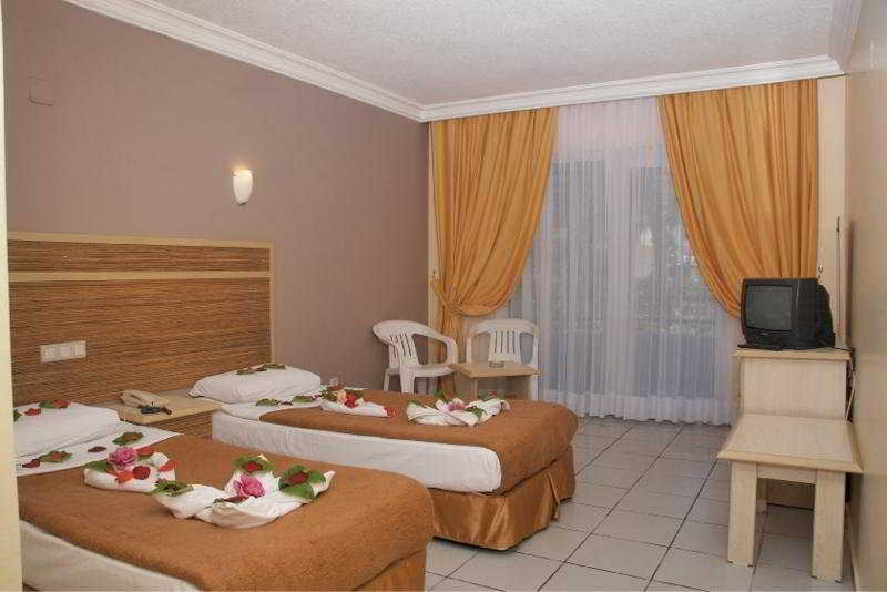 Hotel Club Mersin Beach  | Davutlar | Aydin | Turkey 10
