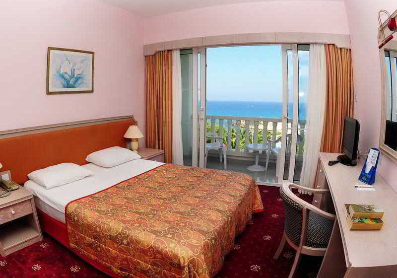 Denizkizi Royal Hotel  | Kyrenia | Kyrenia | Cyprus 1
