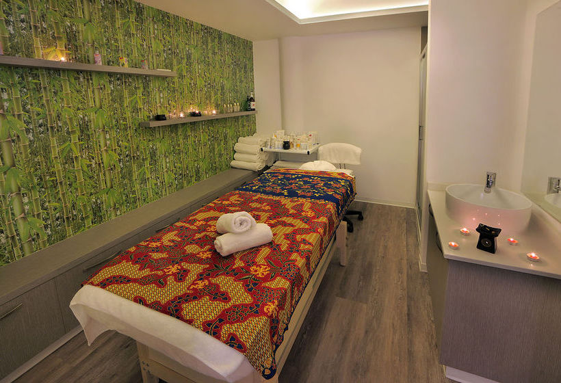 Hotel Okeanos Beach  | Ayia Napa | Famagusta | Cyprus 8