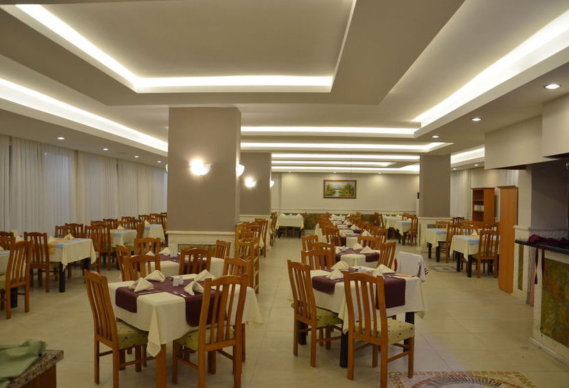 Hotel Cinar Family Suite  | Side | Antalya | Turkey 5