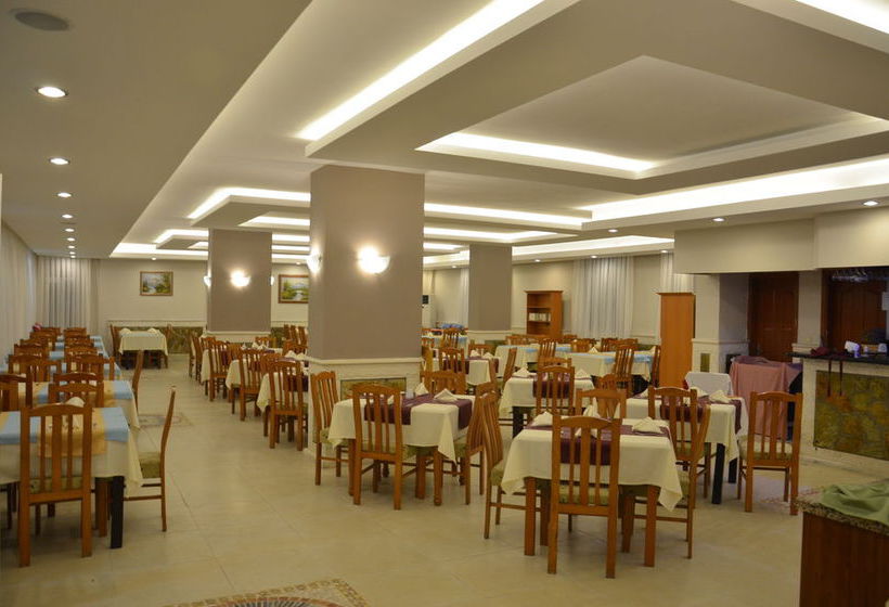 Hotel Cinar Family Suite  | Side | Antalya | Turkey 6