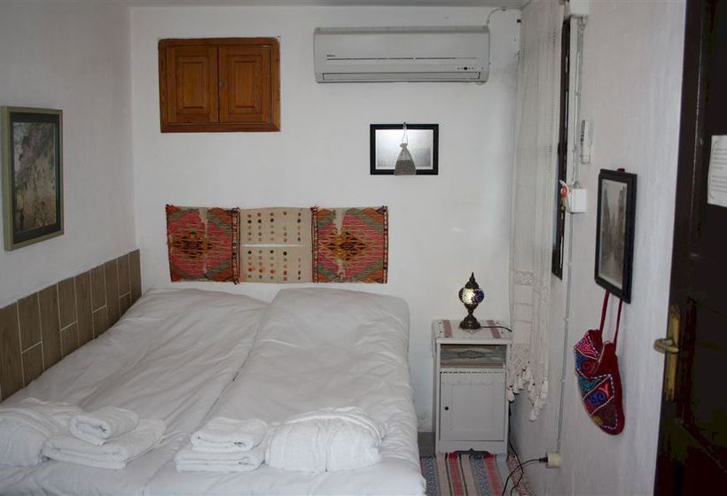 Istanbul Pansiyon  | Ayvalik | Balikesir | Turkey 10