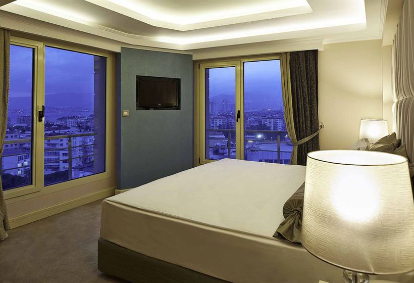 Hotel DoubleTree By Hilton Izmir Alsancak