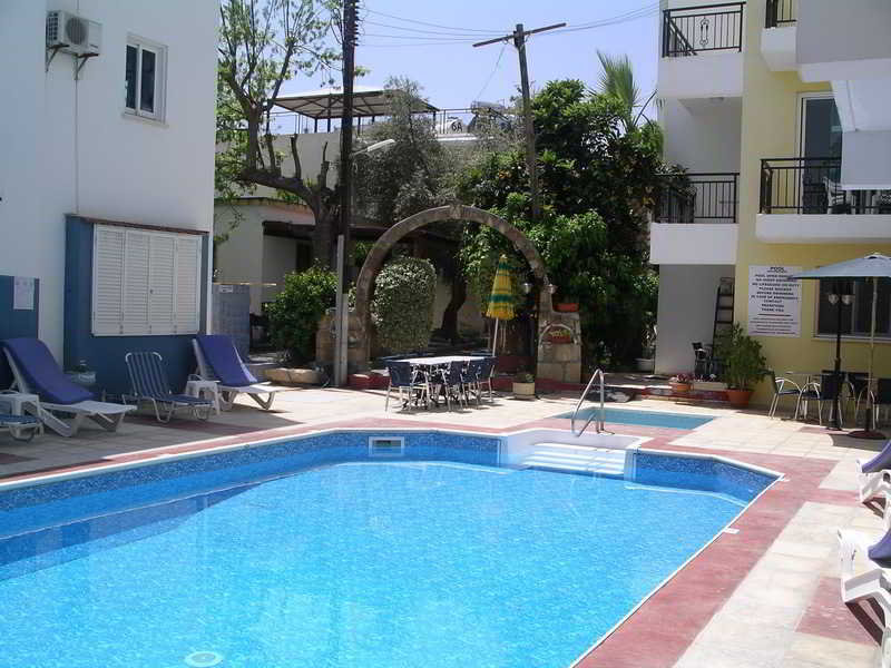 Renos Hotel Apts  | Polis | Paphos | Cyprus 4