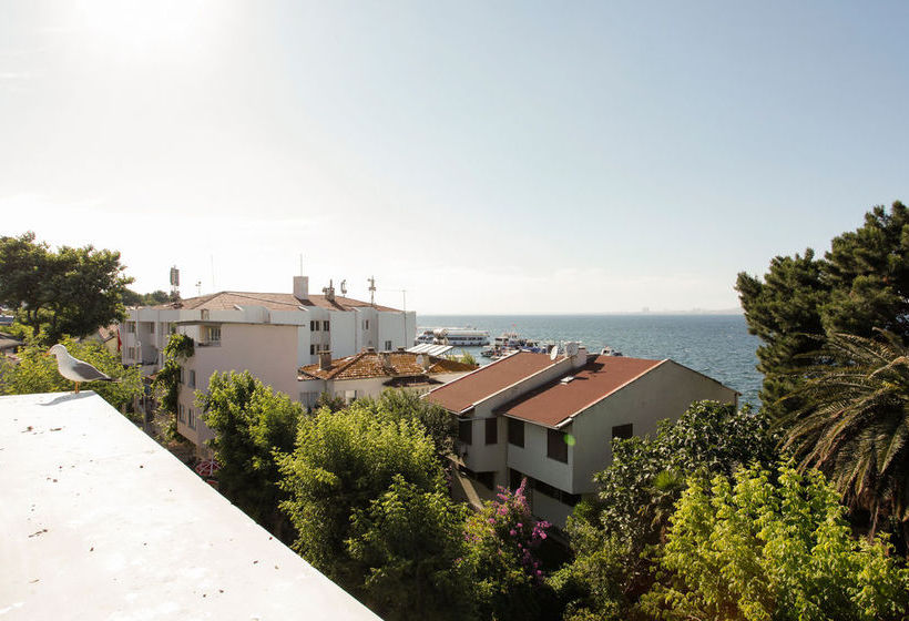 Hotel Kumsal Butik  | Buyukada | Istanbul | Turkey 3