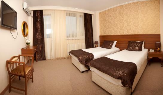 Kocaeli Ueniversitesi Derbent Otel Masukiye Kocaeli