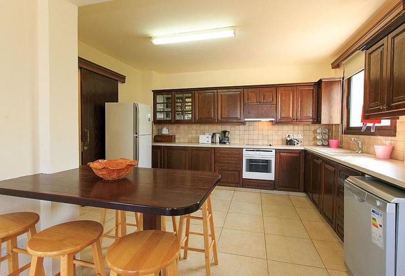 Bougainvillea  | Polis | Paphos | Cyprus 16