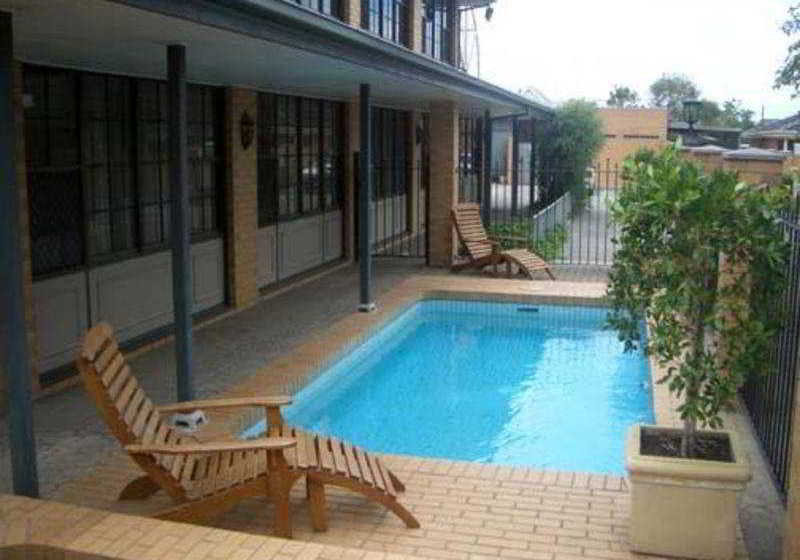 Hotel Aviators Lodge