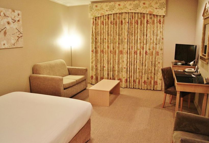 Quality Hotel Tiffins On The Park | Parkside | South Australia | Australia 19