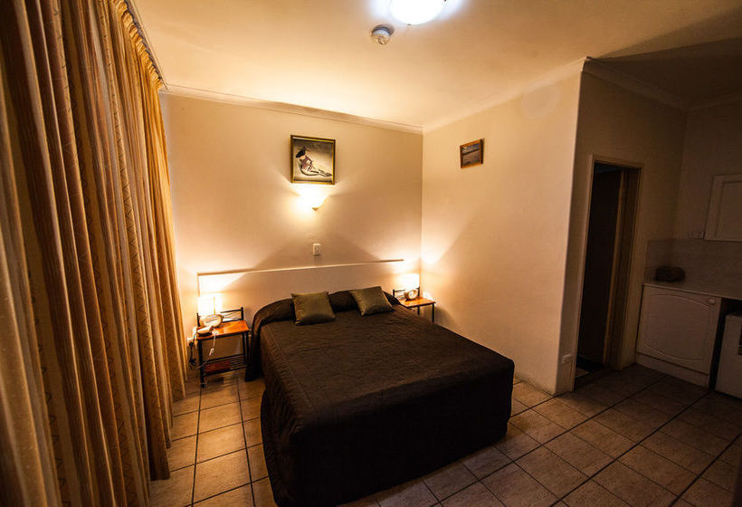 Elkira Court Motel | Alice Springs | Northern Territory | Australia 9