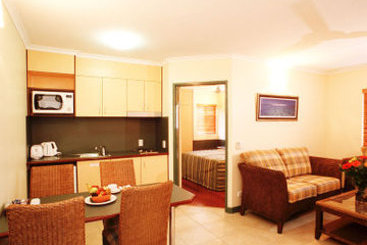 Bay Village Tropical Retreat & Apartments | Cairns | Queensland | Australia 11