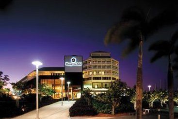 Shangri La Hotel The Marina | Cairns | Queensland | Australia 1
