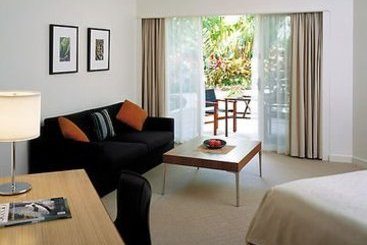 Shangri La Hotel The Marina | Cairns | Queensland | Australia 2