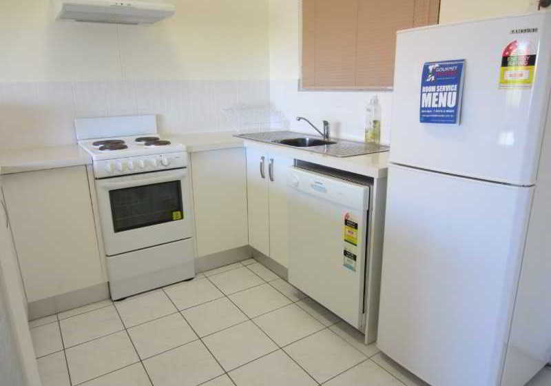 Tradewinds Mcleod Holiday Apartments | Cairns | Queensland | Australia 20