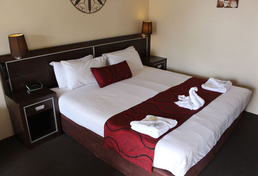 Hotel Golden West Motor Inn