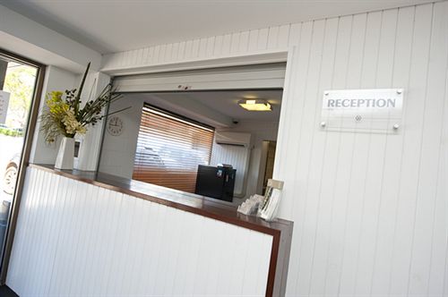 Flag Inn Gladstone Reef Motel | Gladstone | Queensland | Australia 17