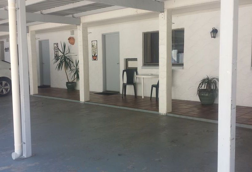 Hotel Siesta Villa Motor Inn | Gladstone | Queensland | Australia 5