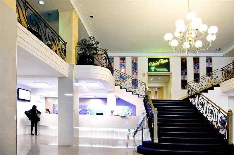 The Victoria Hotel | Melbourne | Victoria | Australia 10