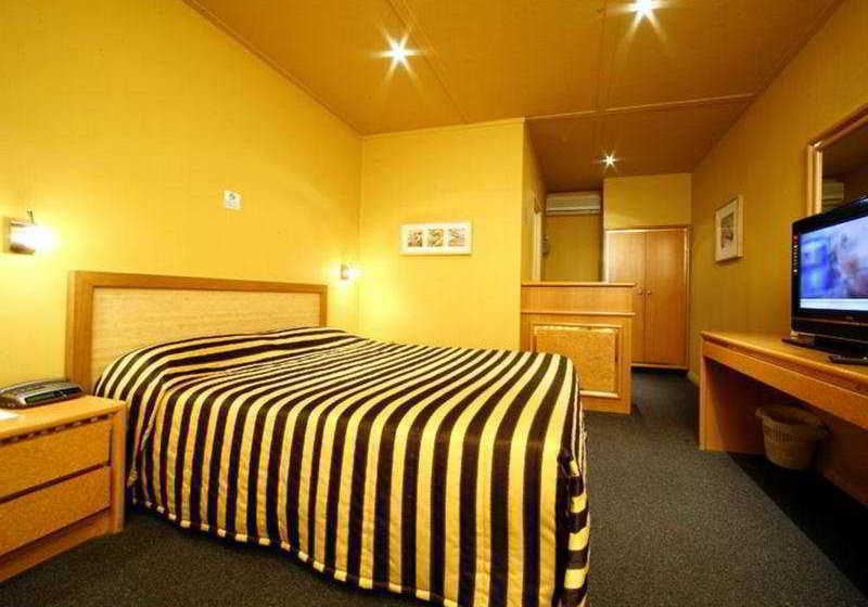 Jika International Motel Conference Centre & Restaurant | Fairfield | Victoria | Australia 1