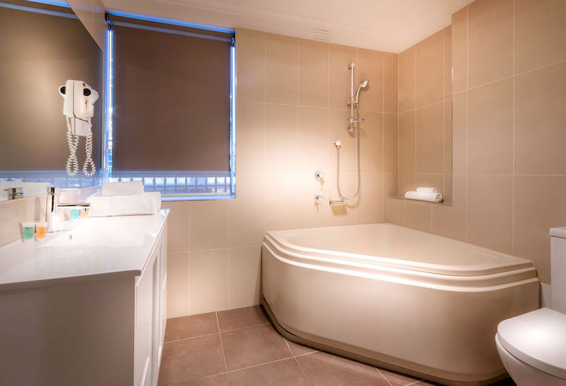 Hotel Crest On Barkly | Saint Kilda | Victoria | Australia 4