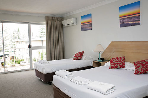 Outrigger Resort | Burleigh Heads | Queensland | Australia 12