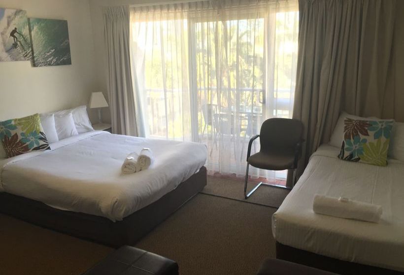 Outrigger Resort | Burleigh Heads | Queensland | Australia 6