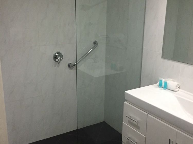 Outrigger Resort | Burleigh Heads | Queensland | Australia 7