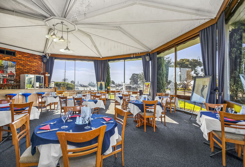 Hotel Comfort Inn Cedar Lodge | Morwell | Victoria | Australia 9