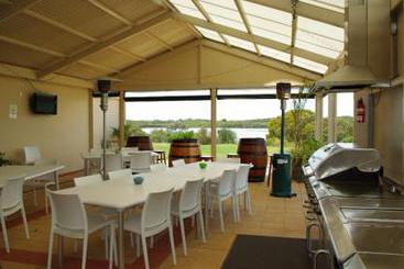 Robe Lakeview Motel & Flats | Robe | South Australia | Australia 10