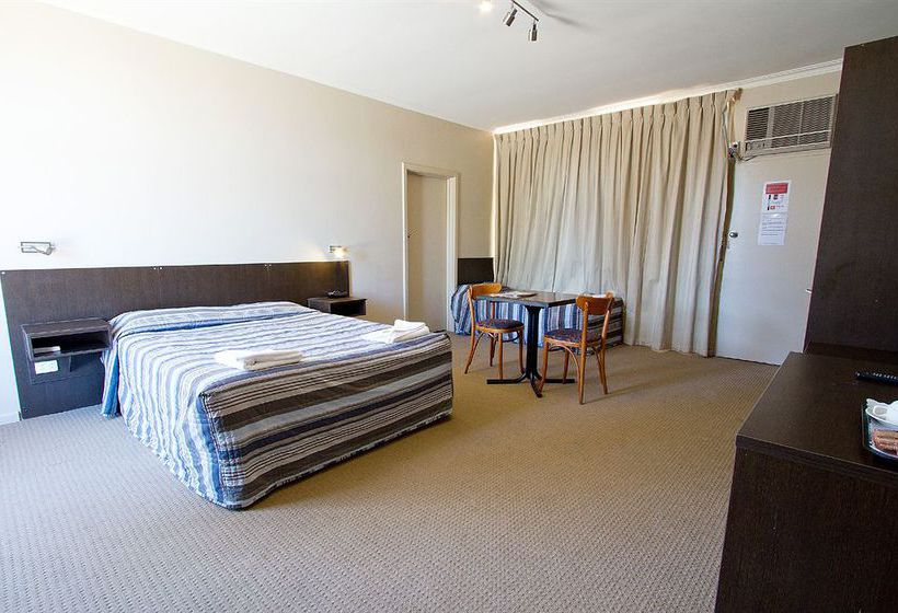 Links Hotel & Motel | Seaton | South Australia | Australia 5