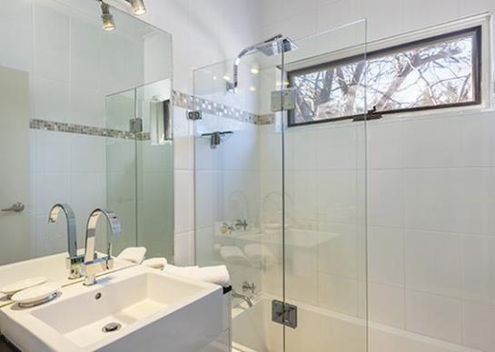 Hotel Comfort Inn Coach & Bushmans | Seymour | Victoria | Australia 9