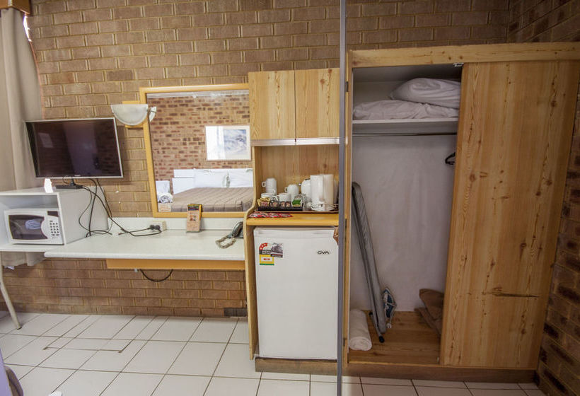 Hotel Marco Polo Motor Inn | Summer Hill | New South Wales | Australia 13