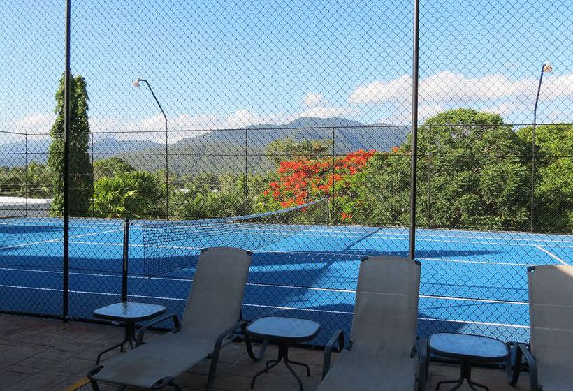 Resort Amaroo At Trinity | Trinity Beach | Queensland | Australia 10