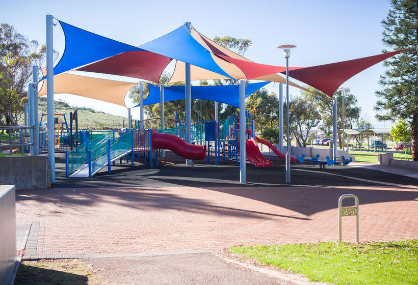 Hotel Foreshore Motor Inn