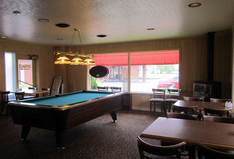 Hotel Red Pine Motor Inn | Alliston | Ontario | Canada 15