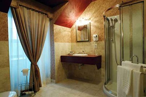 Hotel Le Manoir | Baie Comeau | Quebec | Canada 11