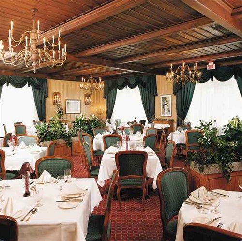 Hotel Le Manoir | Baie Comeau | Quebec | Canada 12