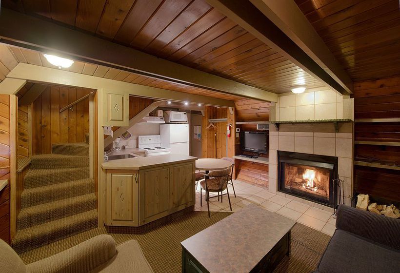 Douglas Fir Resort & Chalets | Banff | Alberta | Canada 8