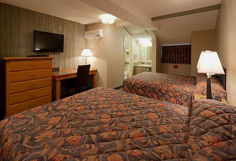 Douglas Fir Resort & Chalets | Banff | Alberta | Canada 9