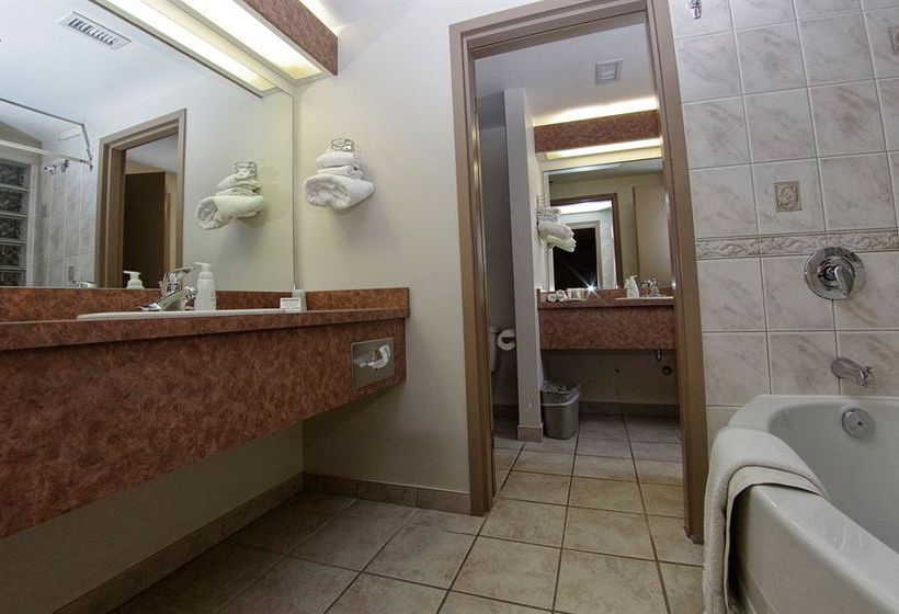 Clarion Hotel & Suites | Brandon | Manitoba | Canada 18